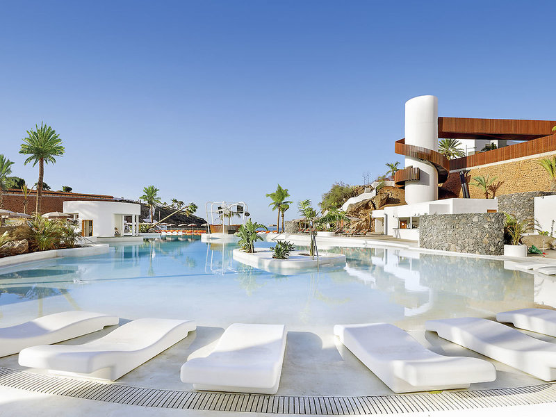Hard Rock Hotel Tenerife 1