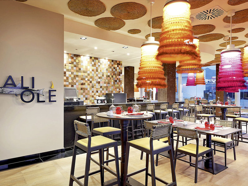 Hard Rock Hotel Tenerife 4