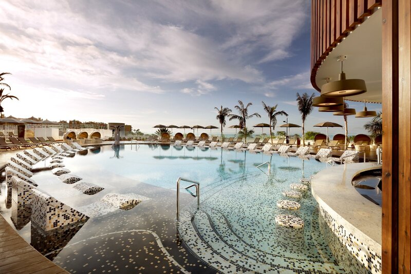 Hard Rock Hotel Tenerife 6