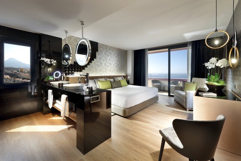 Hard Rock Hotel Tenerife 13