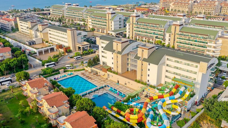 Crystal Waterworld Resort & Spa 24