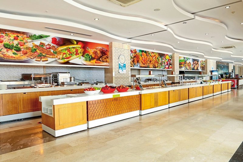Crystal Waterworld Resort & Spa 11