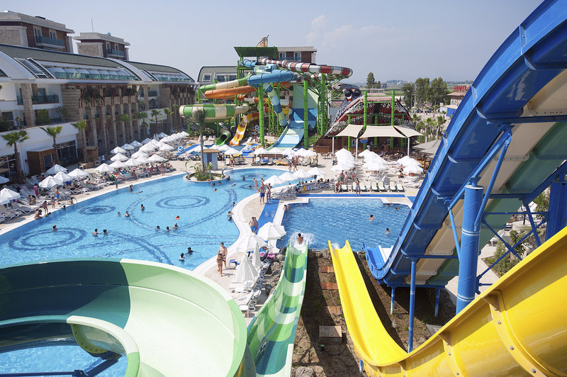 Crystal Waterworld Resort & Spa 5