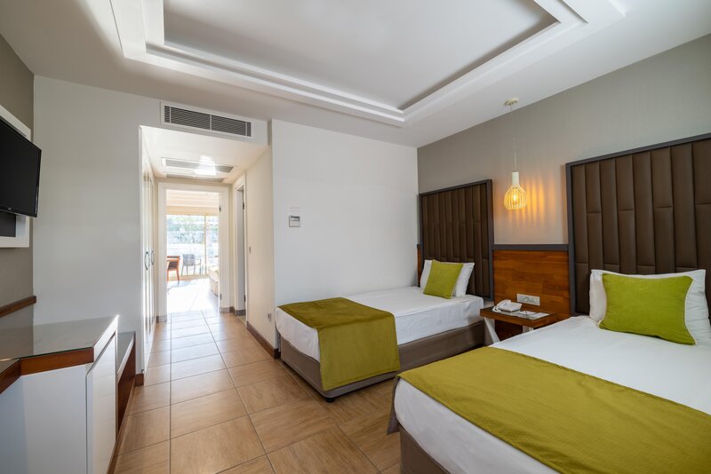 Crystal Waterworld Resort & Spa 42