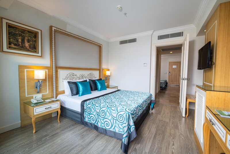 Crystal Waterworld Resort & Spa 64