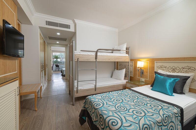 Crystal Waterworld Resort & Spa 75