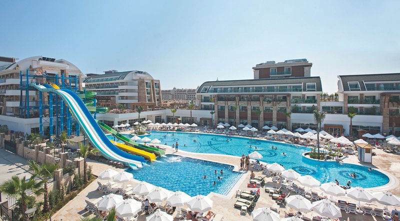 Crystal Waterworld Resort & Spa 7