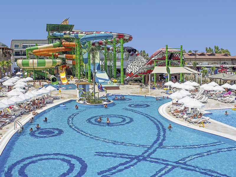 Crystal Waterworld Resort & Spa 2