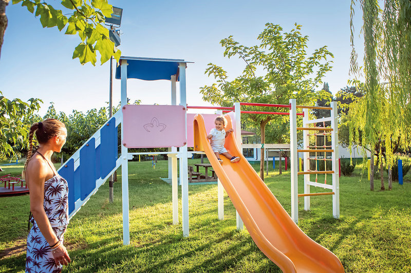 Club Hotel Marina Beach 22