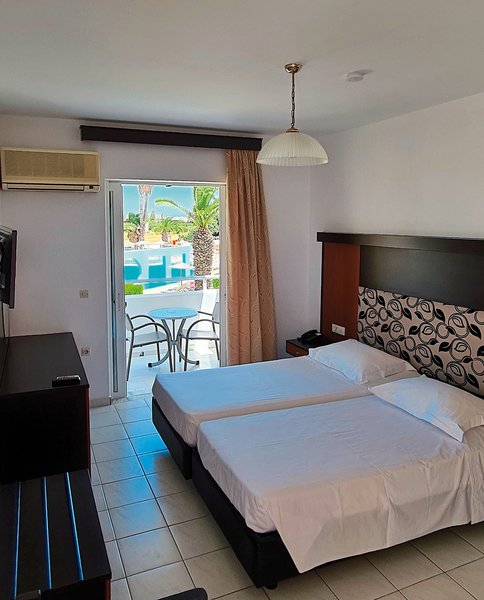 Corali Hotel 13