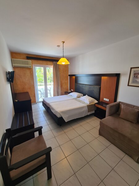 Hotel Corali 11