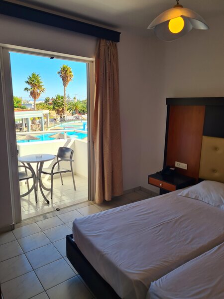 Hotel Corali 13