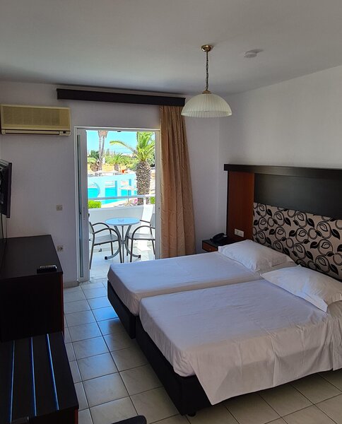 Hotel Corali 44