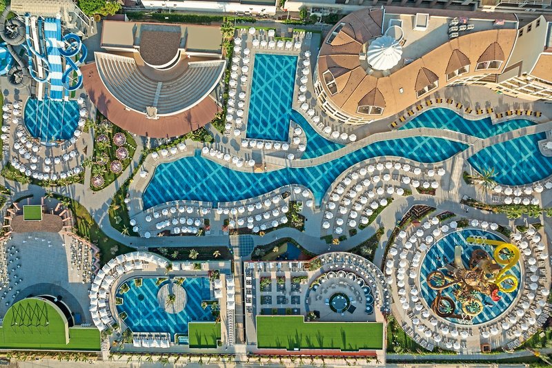 Kirman Belazur Resort & Spa 1