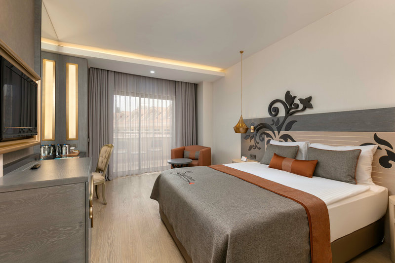 Kirman Belazur Resort & Spa 8