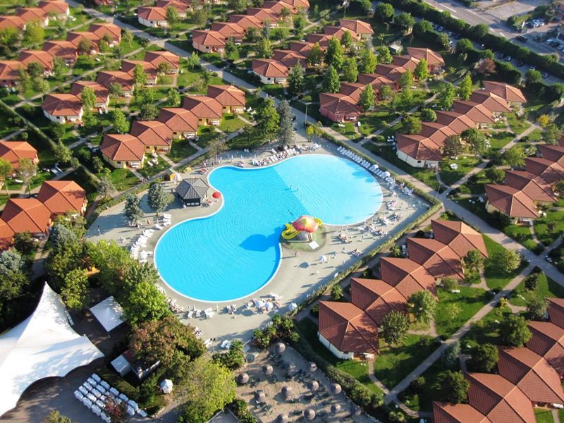 Camping & Village Bella Italia 2