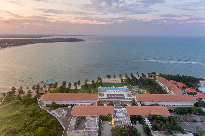 Amaya Beach Pasikudah 15