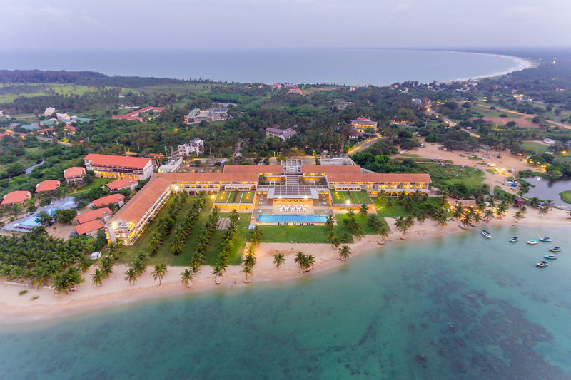 Amaya Beach Pasikudah 1