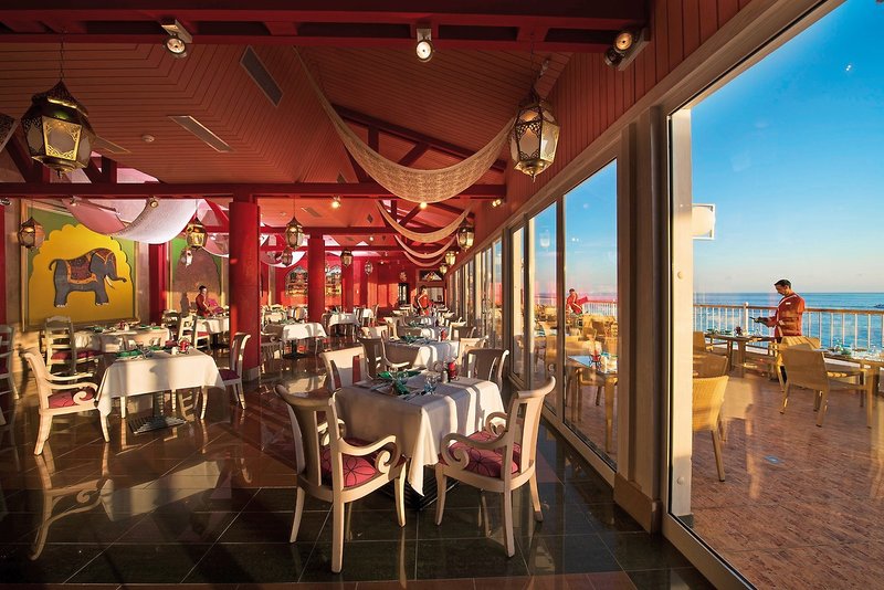 SENTIDO Reef Oasis Senses Resort 38