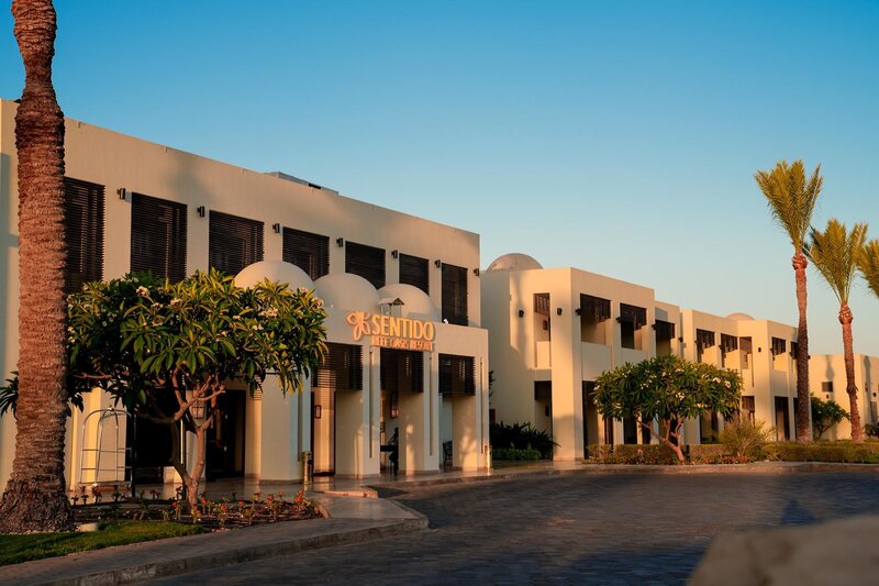 SENTIDO Reef Oasis Senses Resort 13