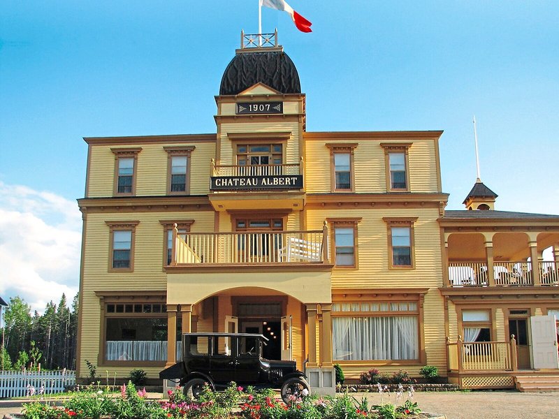 Chateau Albert 1