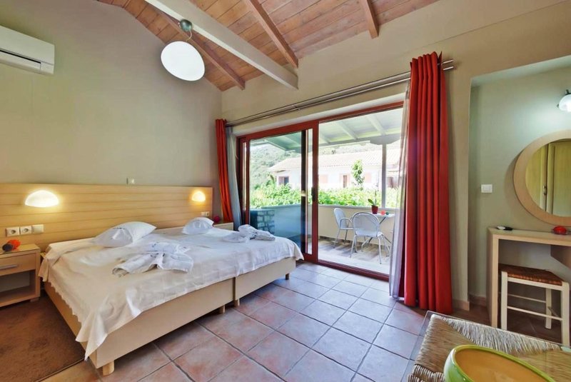 Rouda Bay Beach Hotel 15