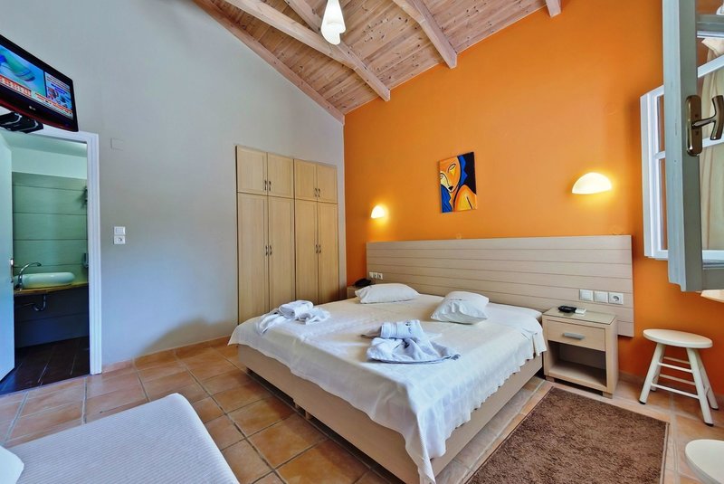 Rouda Bay Beach Hotel 24