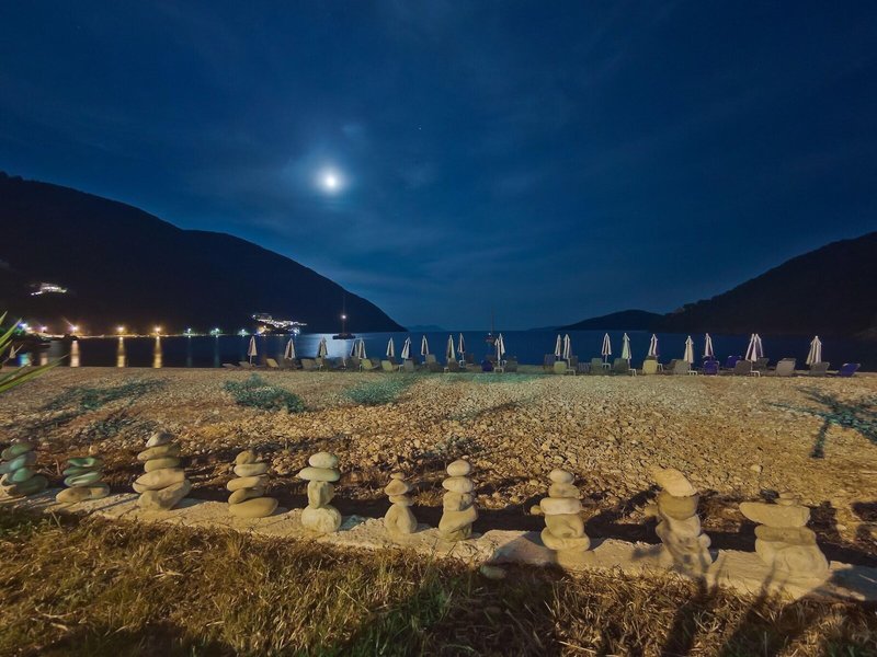 Rouda Bay Beach Hotel 7