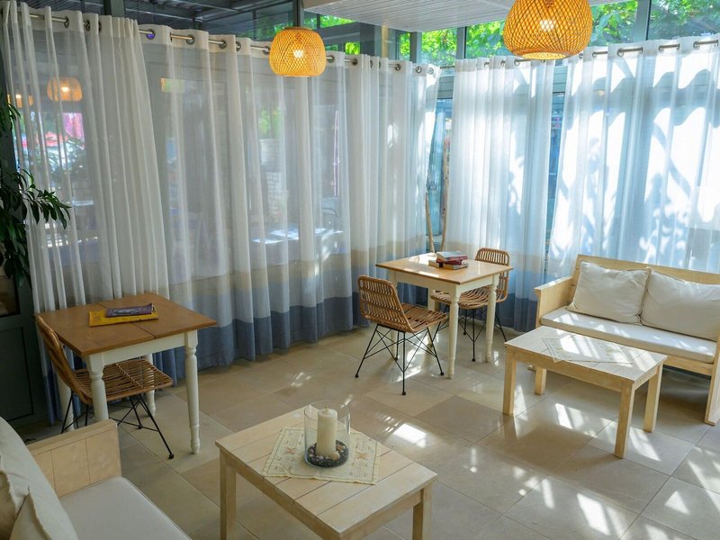 Rouda Bay Beach Hotel 22