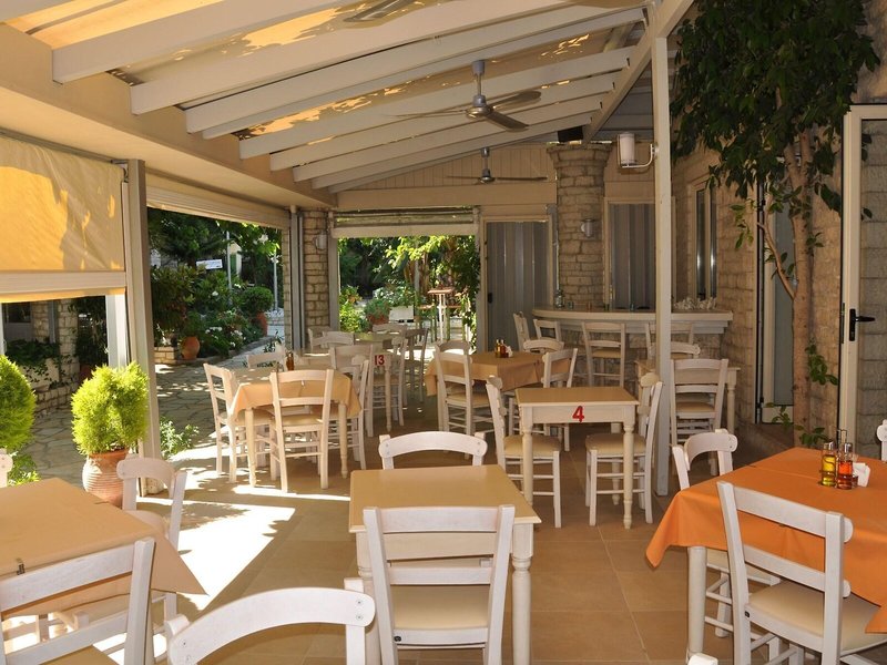 Rouda Bay Beach Hotel 23