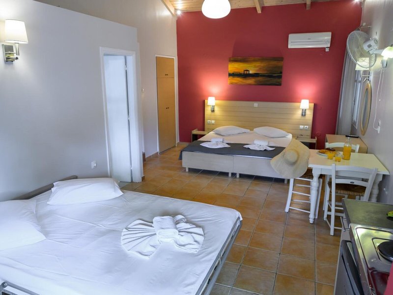 Rouda Bay Beach Hotel 33