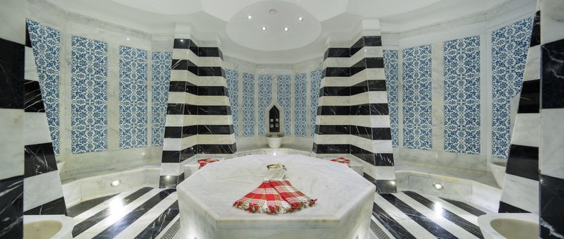 DoubleTree by Hilton Hotel Kusadasi 10