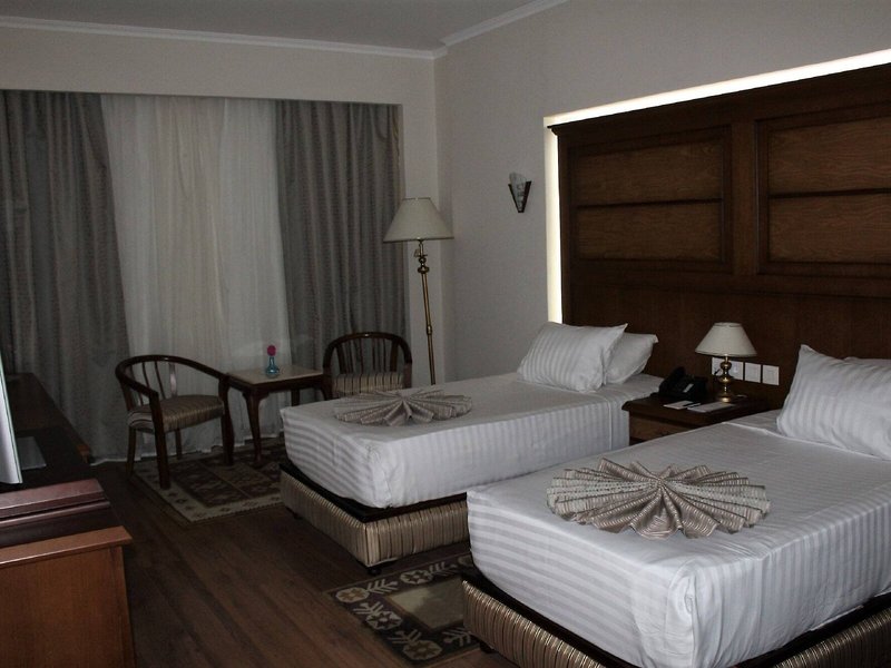 Cleopatra Hotel 23