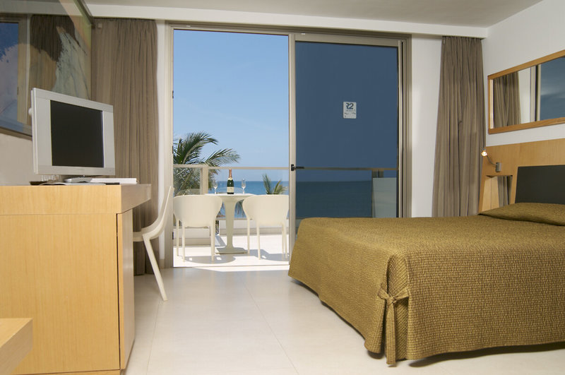 R2 Bahia Playa Design Hotel & Spa 3