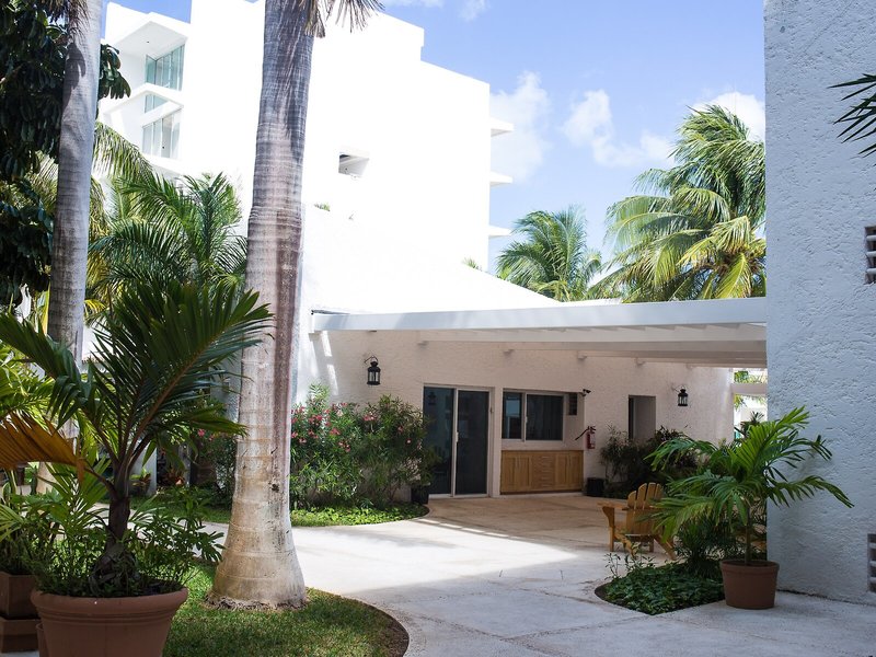 Las Gaviotas Hotel & Suites 2