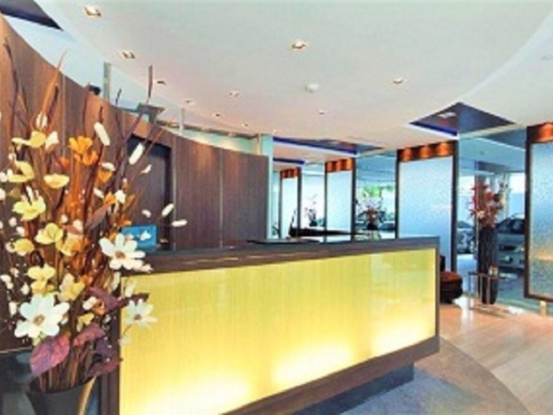 Amora NeoLuxe Hotel 4
