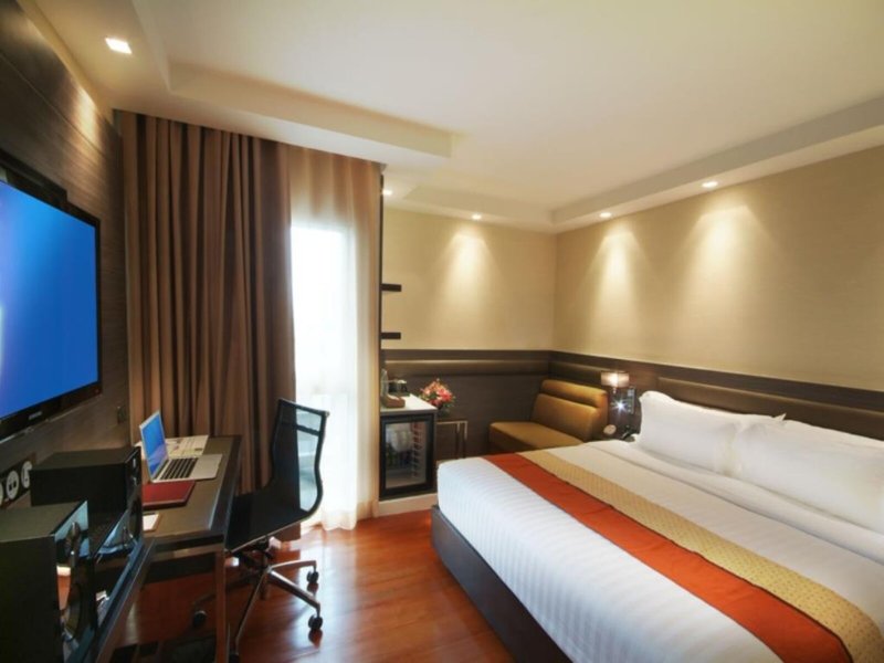 Amora NeoLuxe Hotel 14