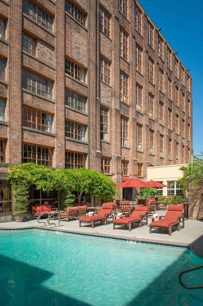 Hampton Inn & Suites New Orleans-Convention Center 3