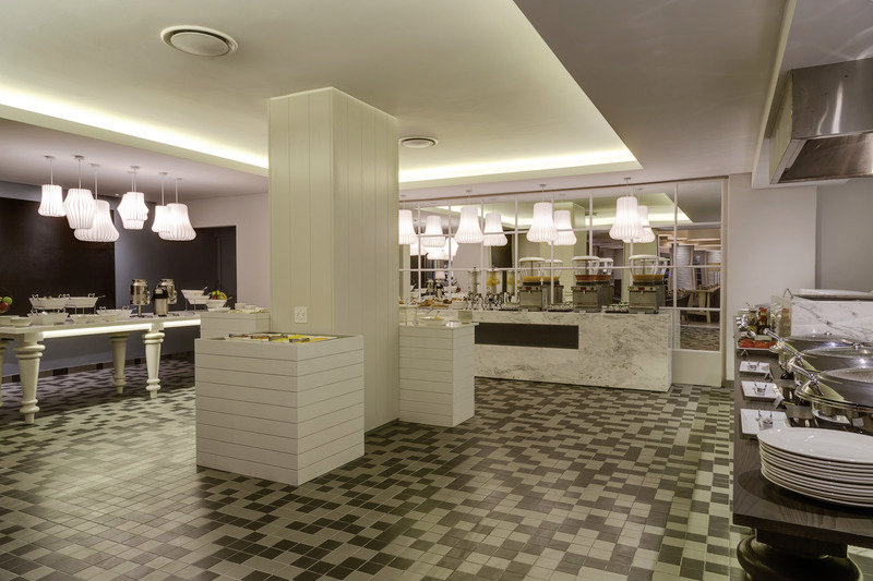 Protea Hotel Cape Town Sea Point 11