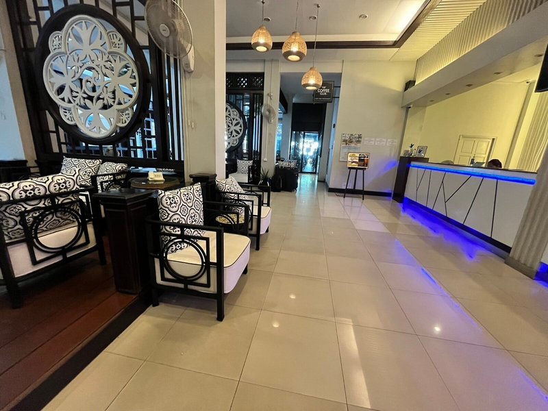 Days Inn by Wyndham Patong Beach 19