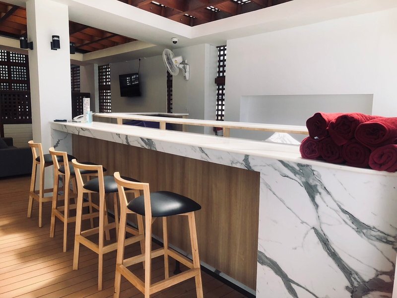 Days Inn by Wyndham Patong Beach 30