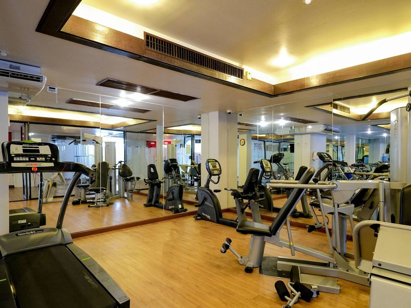 Days Inn by Wyndham Patong Beach 35