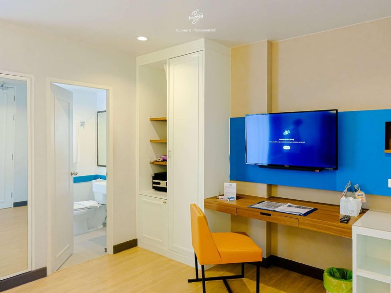 Days Inn by Wyndham Patong Beach 39