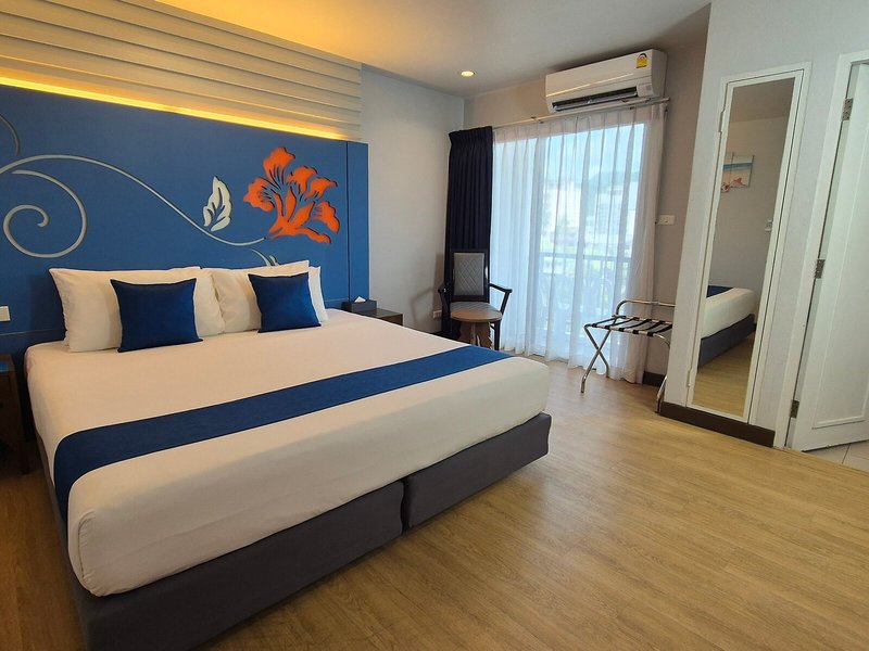 Days Inn by Wyndham Patong Beach 49