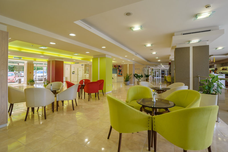 Madara Park Hotel 11