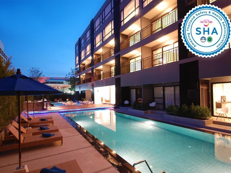 The Lantern Resorts Patong 8
