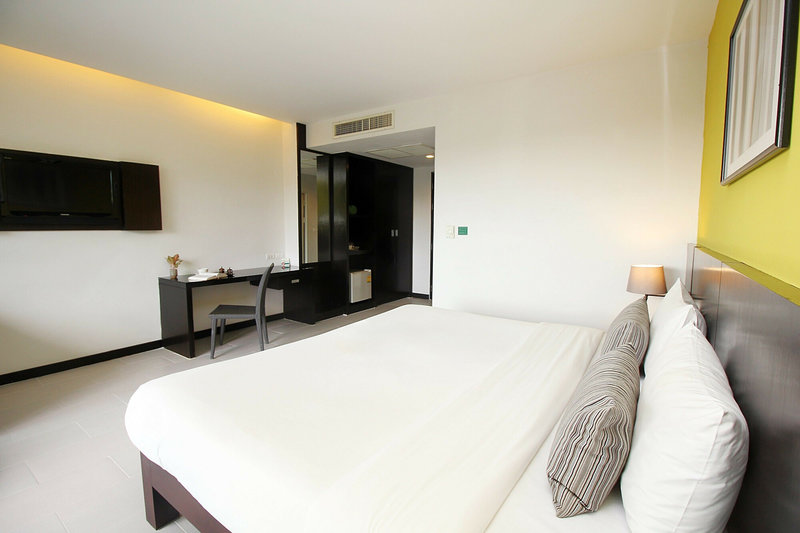 Simplitel Phuket 6