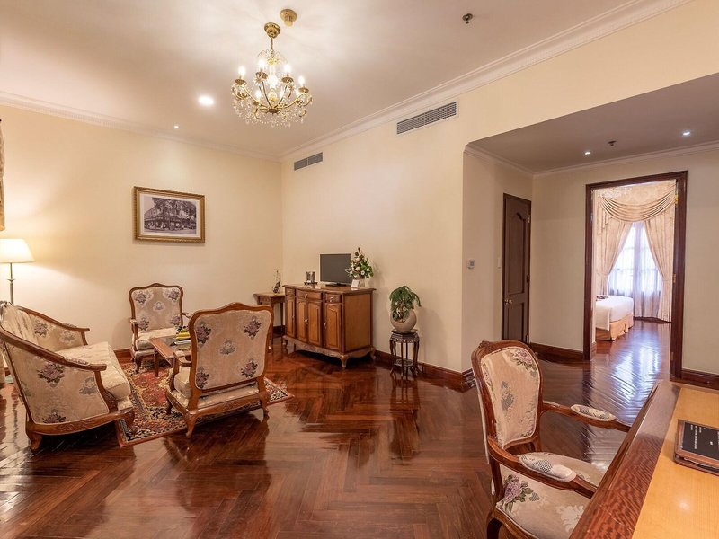 Grand Hotel Saigon 12