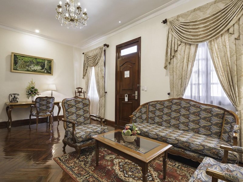 Grand Hotel Saigon 13