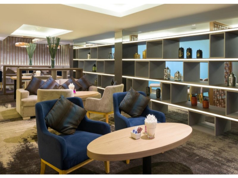 Grand Hotel Saigon 14